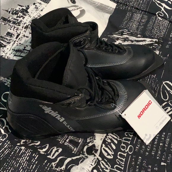 alpina blazer 75mm cross country ski boots